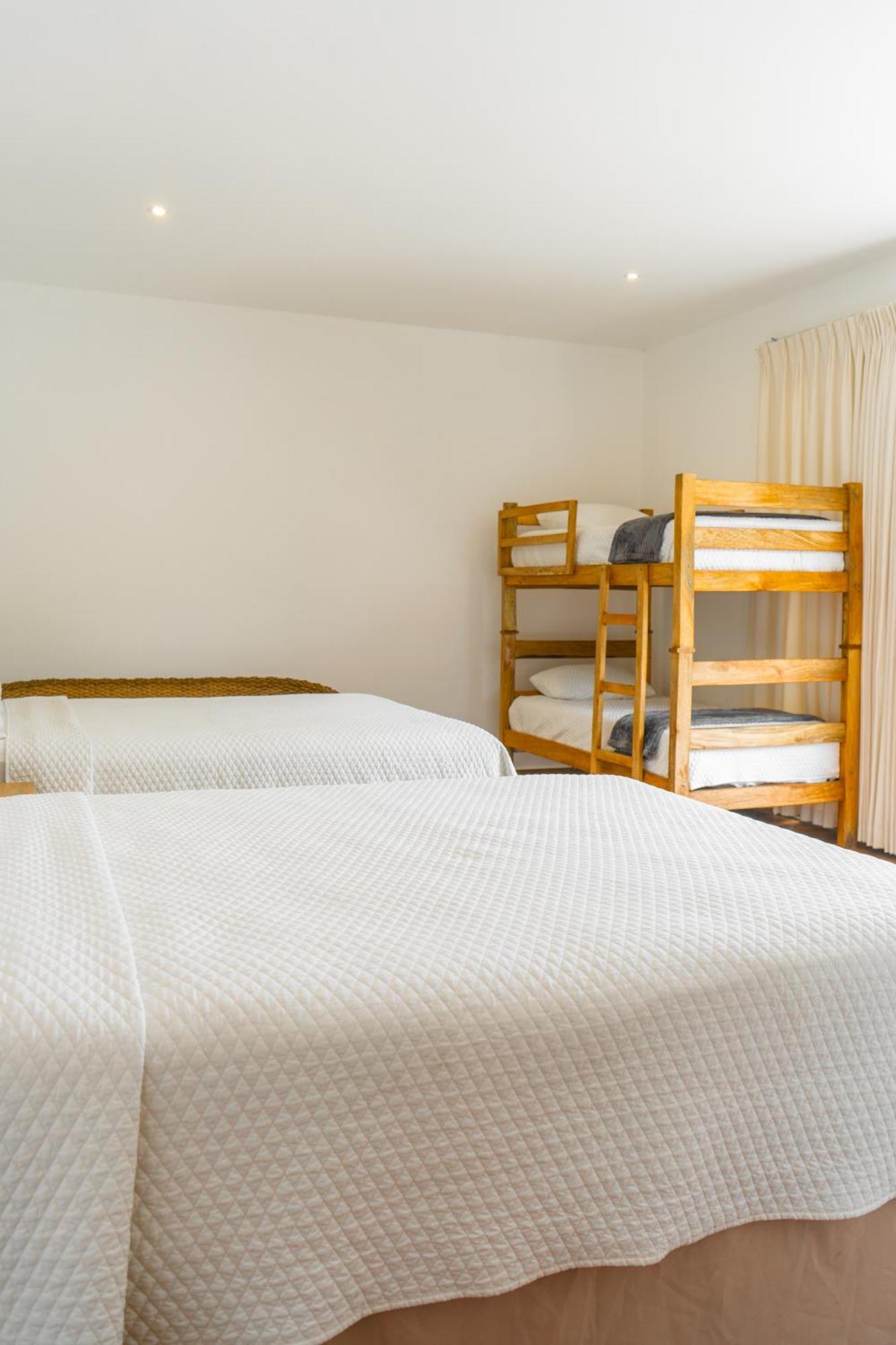 Equinoccio Hotel Santa Ana Eksteriør billede